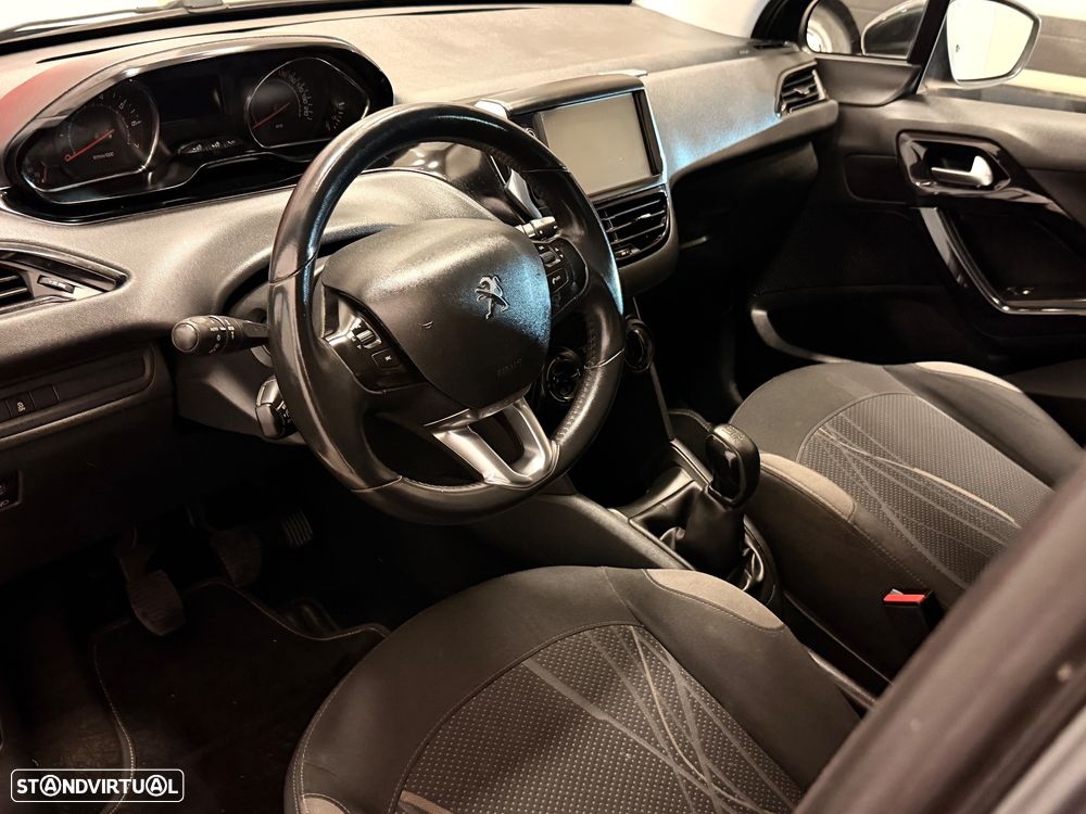 Peugeot 208 1.2 VTi Active - 5