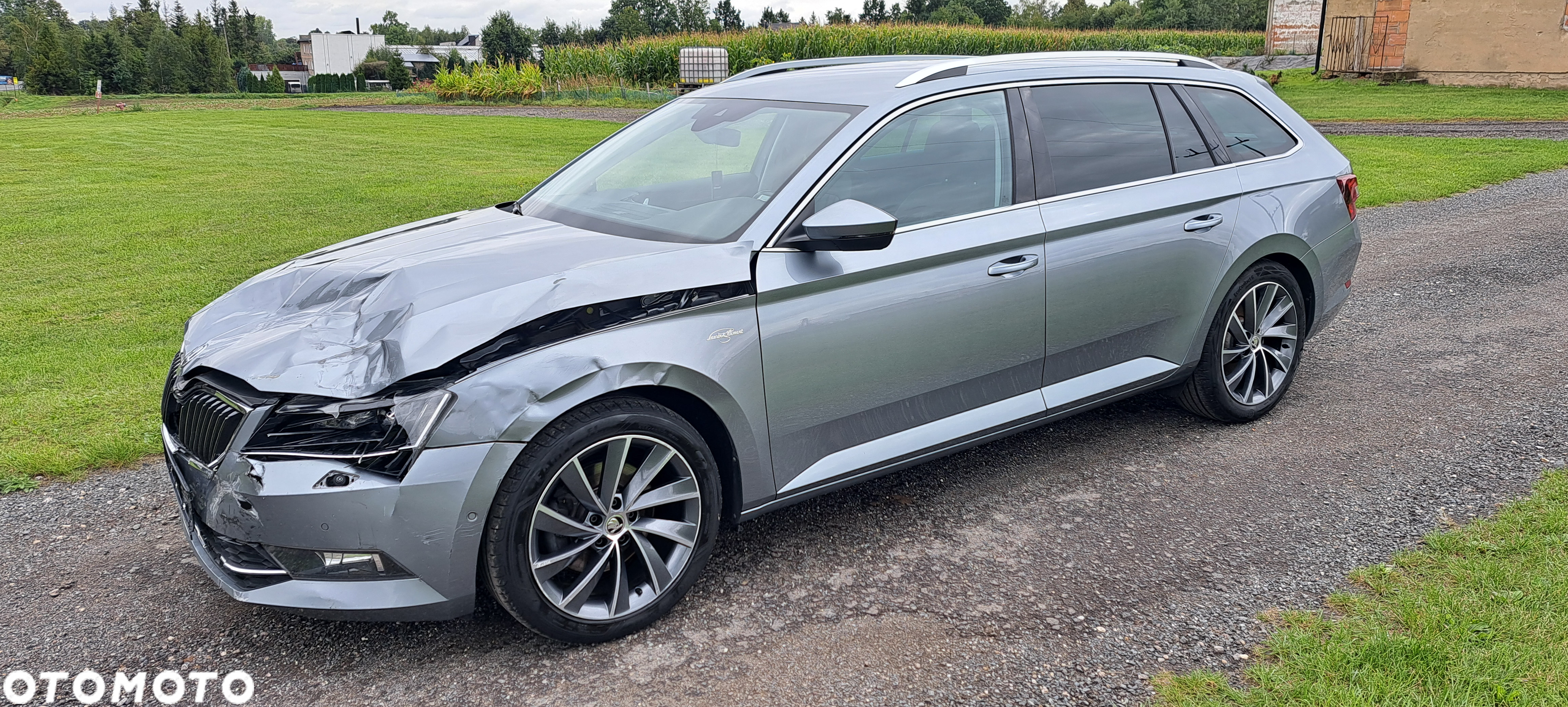 Skoda Superb Combi 2.0 TDI L&K - 6
