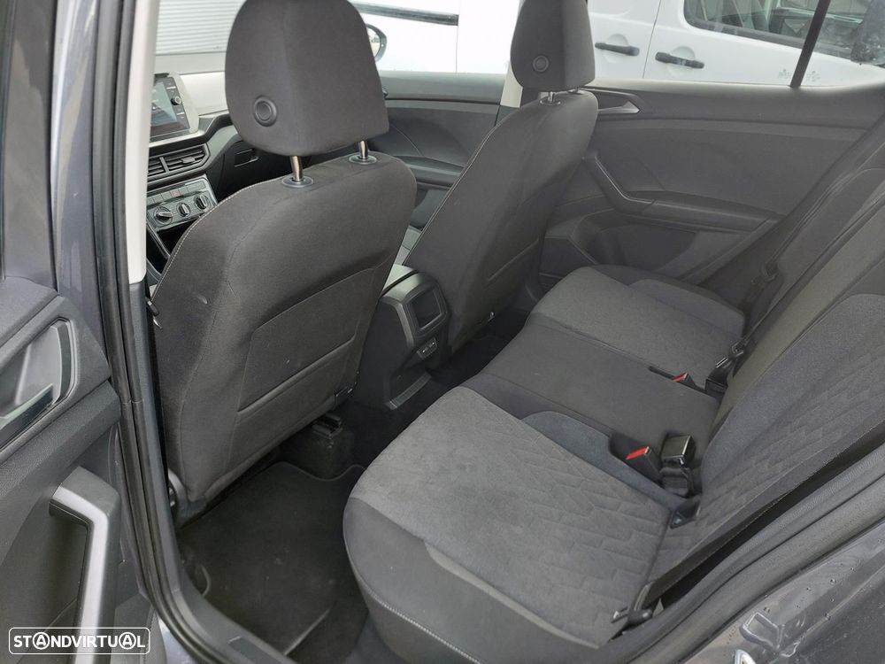 VW T-Cross 1.0 TSI Urban DSG - 19