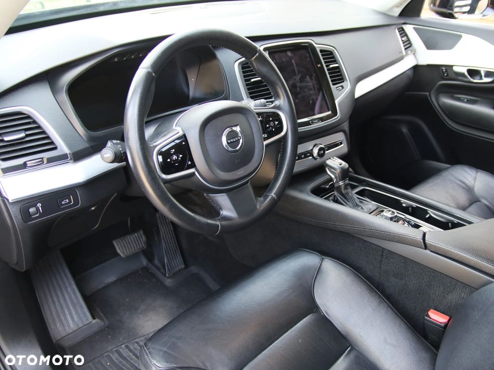 Volvo XC 90 T5 AWD Momentum - 30