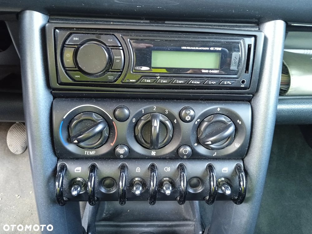 MINI ONE Standard - 13