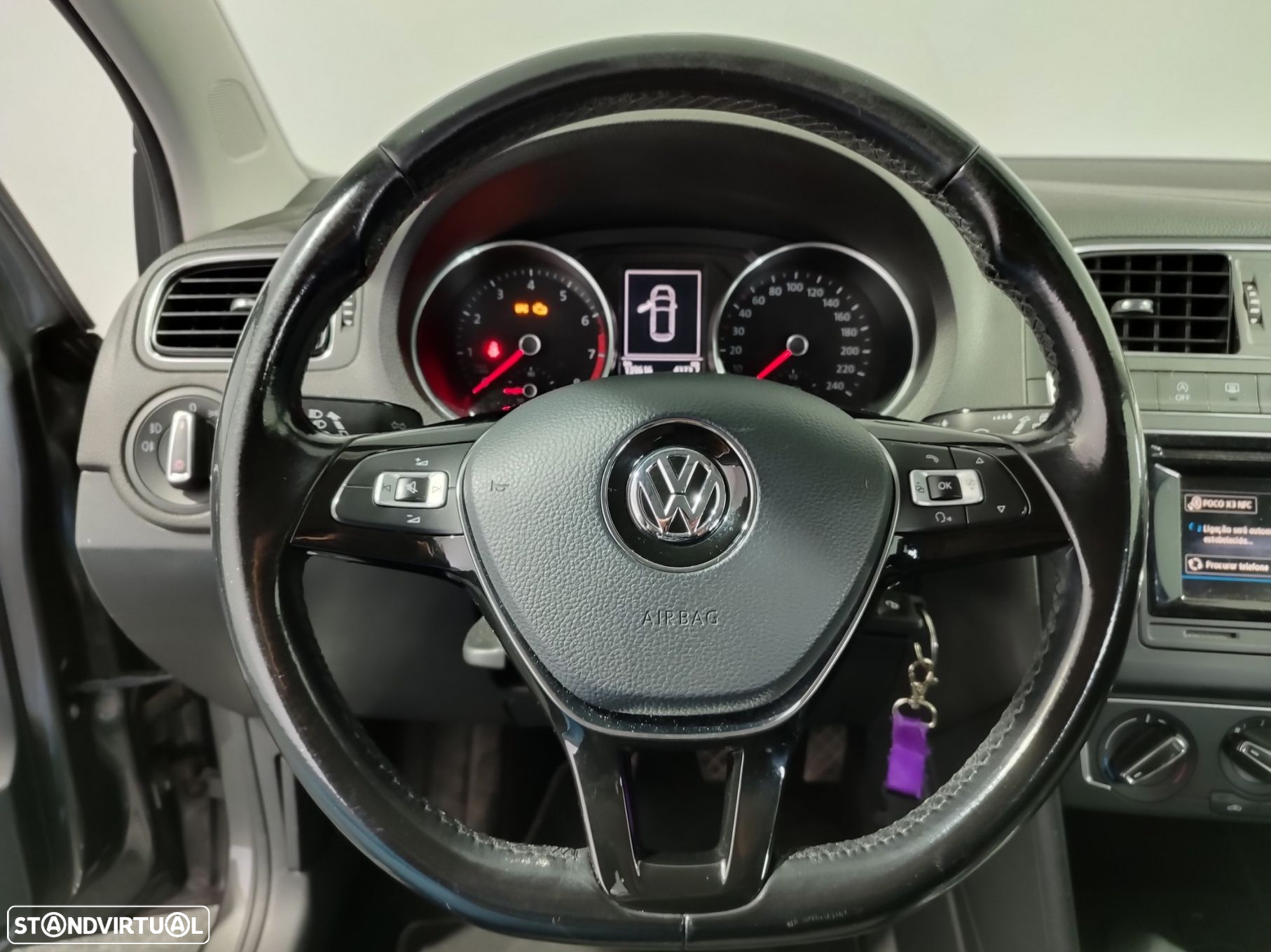 VW Polo 1.0 Confortline - 16