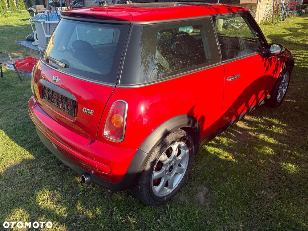 MINI ONE - 4