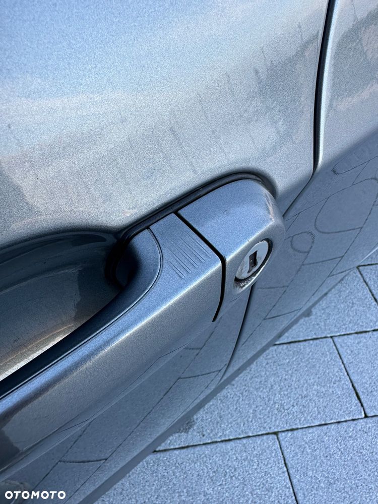 BMW Seria 3 - 11