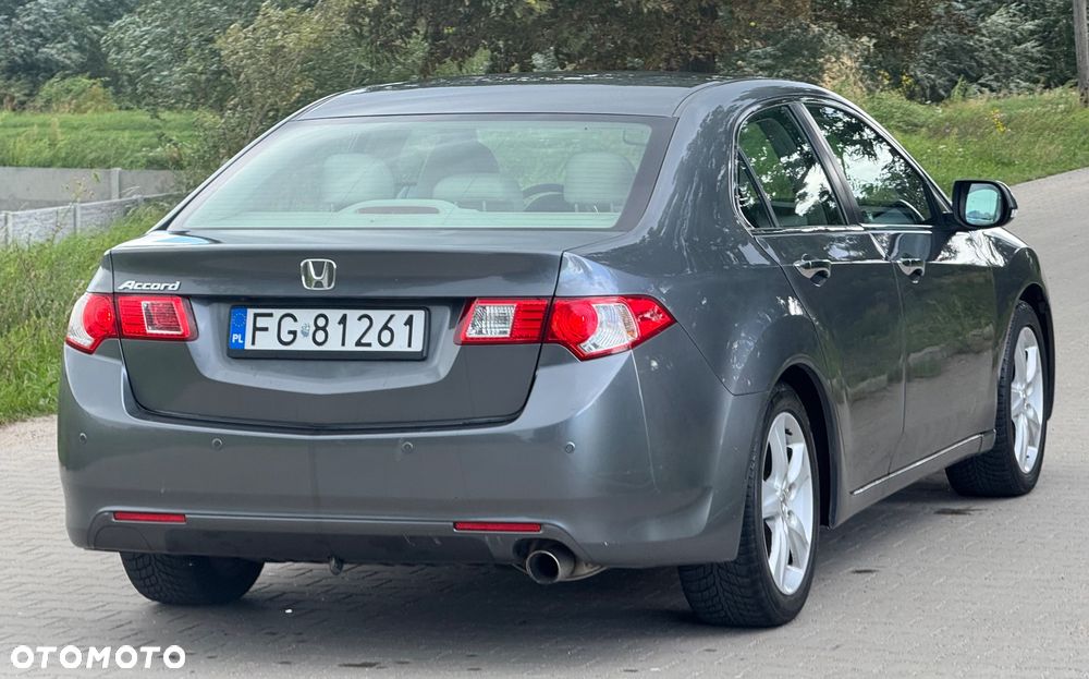 Honda Accord 2.0 Executive Nav - 7
