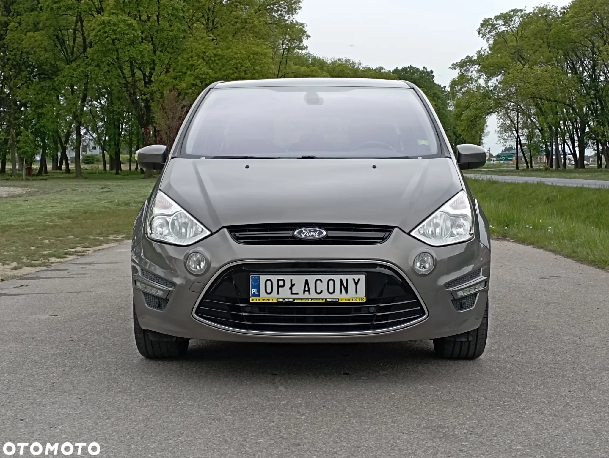 Ford S-Max - 11