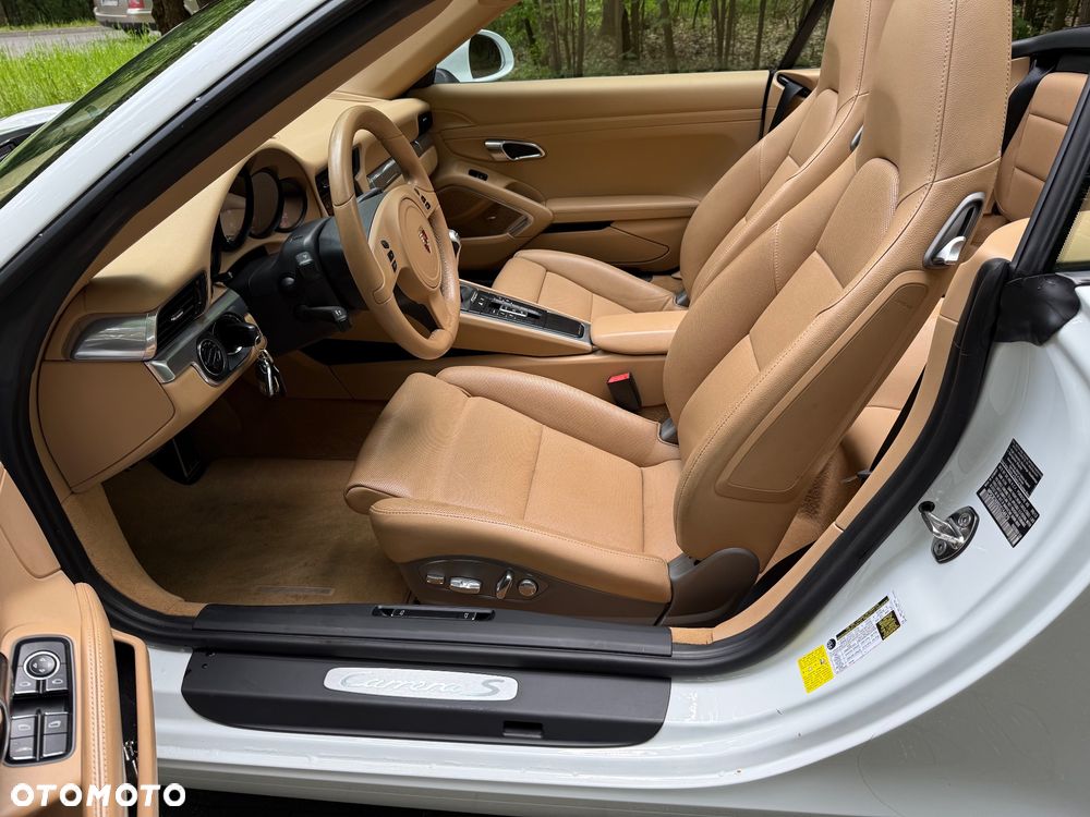 Porsche 911 Carrera S - 17