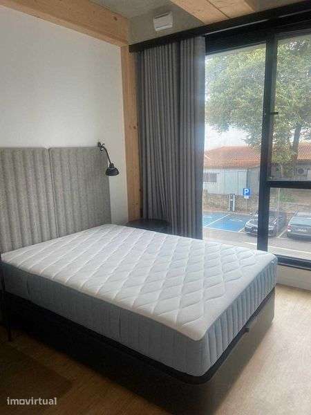 Vende-se Apartamento T0+2 junto à Universidade do Minho - Azurém - Grande imagem: 5/9