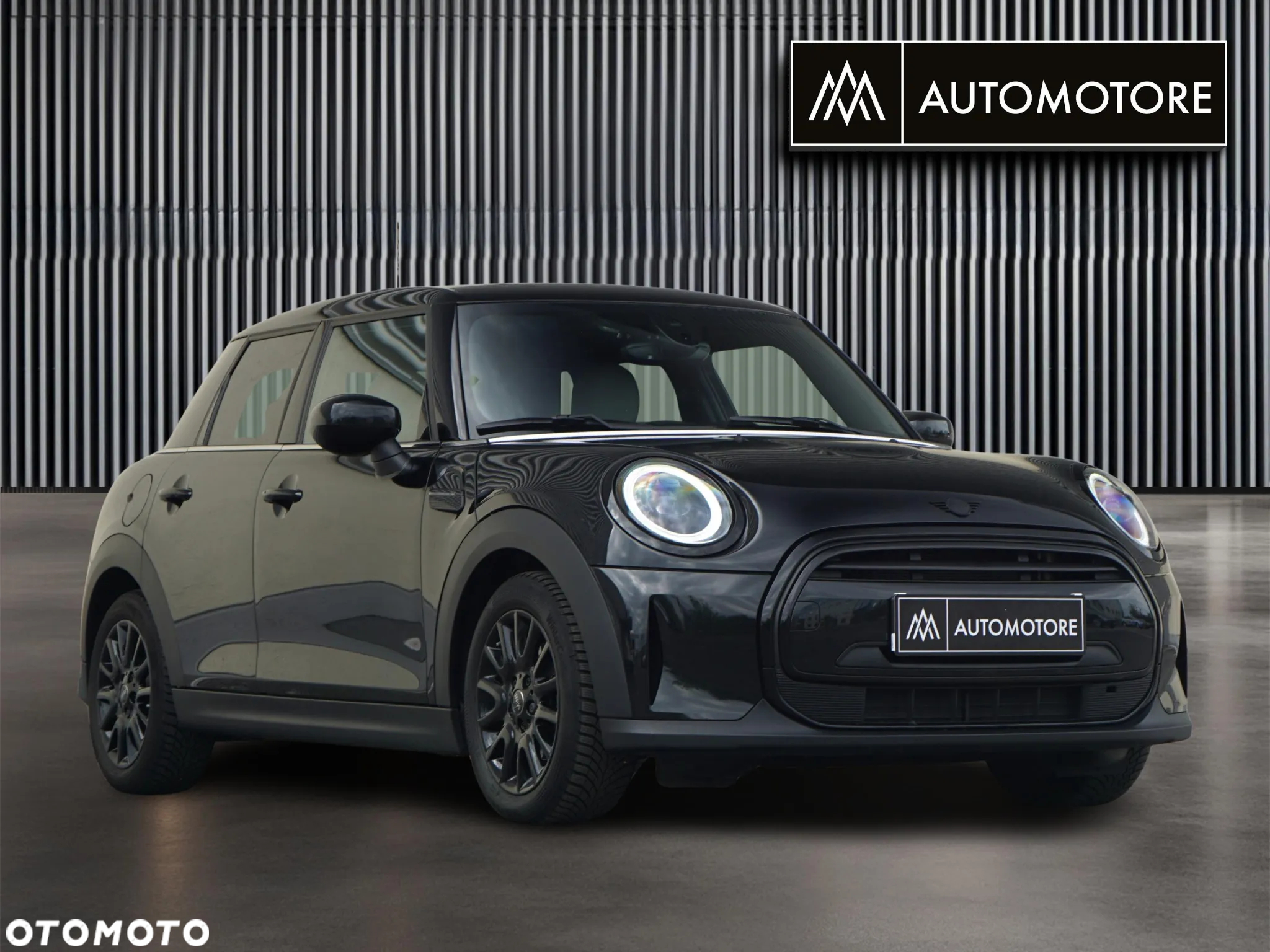 MINI Cooper Standard - 5