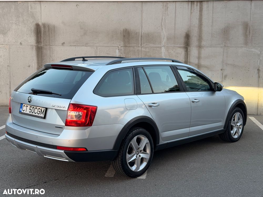 Skoda Octavia 2.0 TDI DSG 4X4 Style - 3