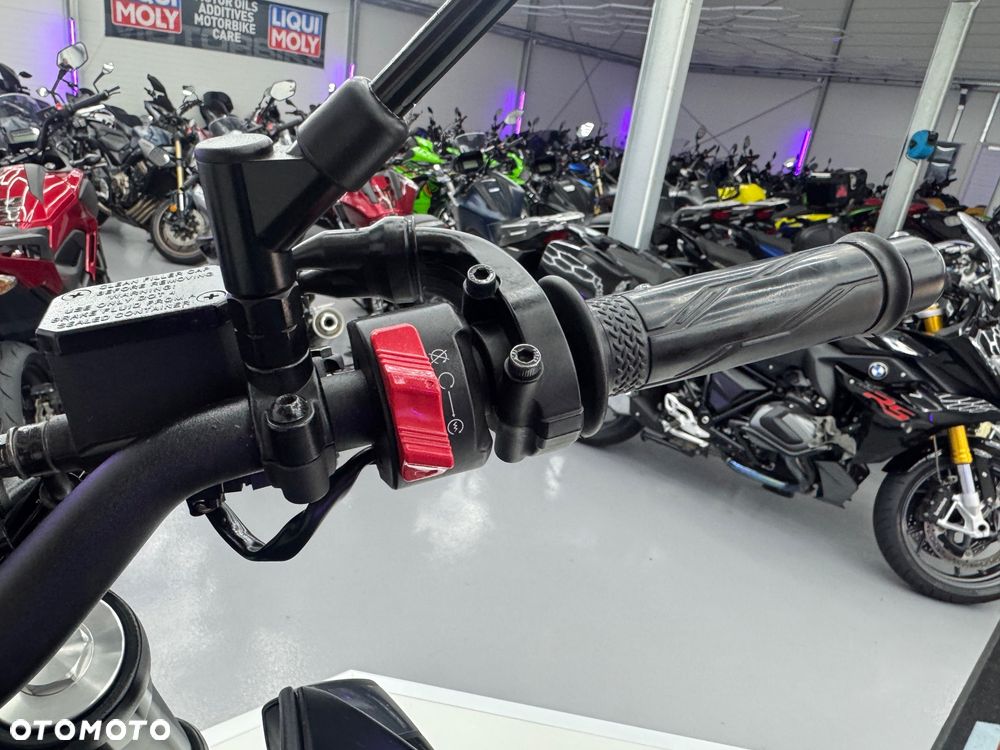 Yamaha MT - 34