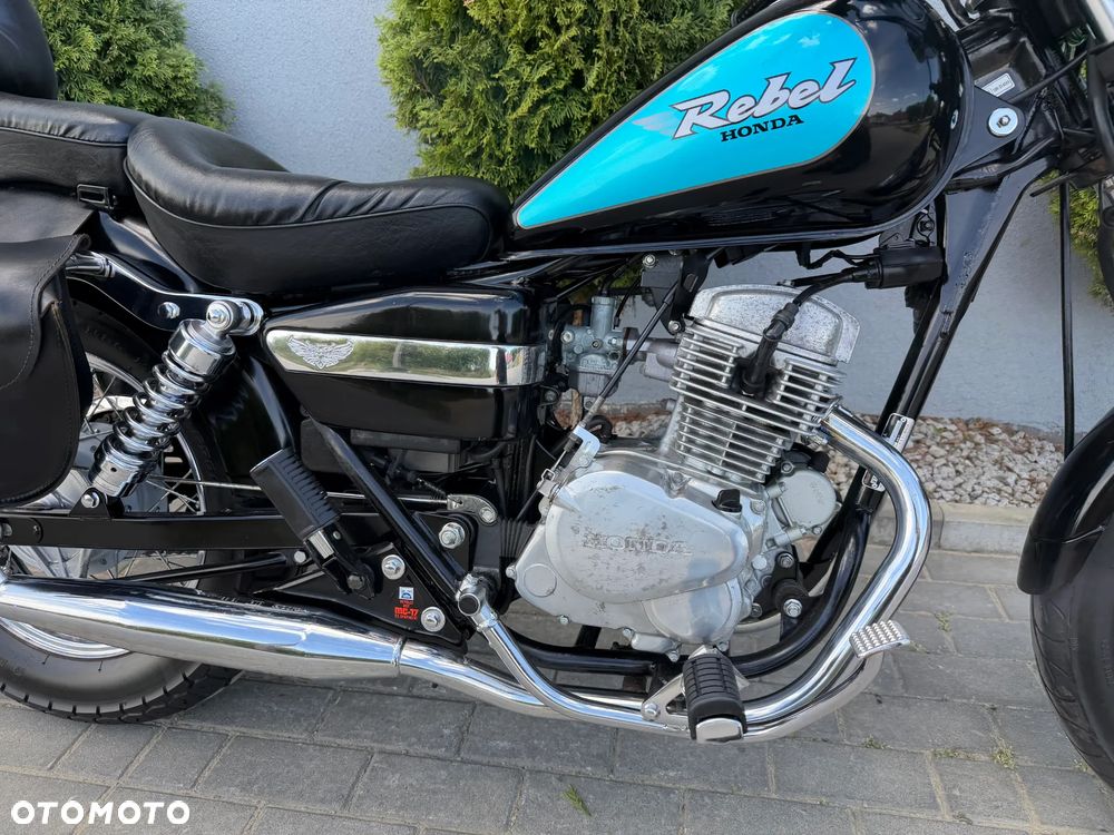 Honda CA - 17