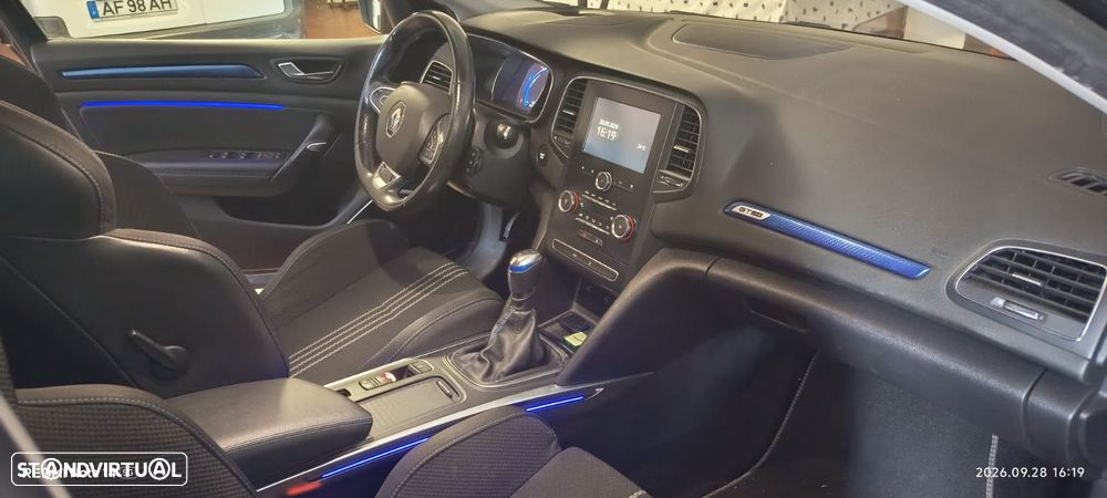 Renault Mégane 1.5 Blue dCi GT Line - 3