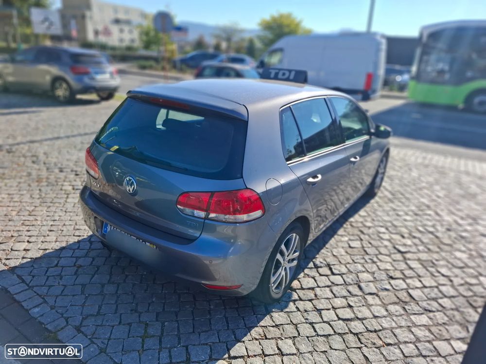VW Golf 2.0 TDi Confortline - 3