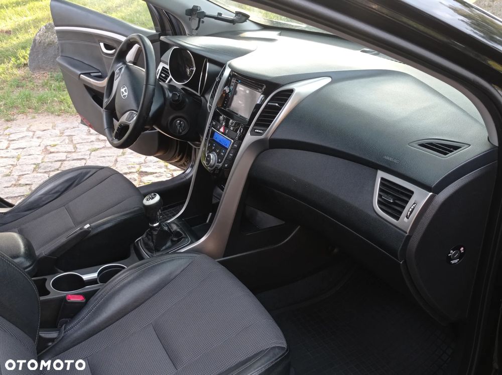 Hyundai i30 1.6 GDI Premium - 18