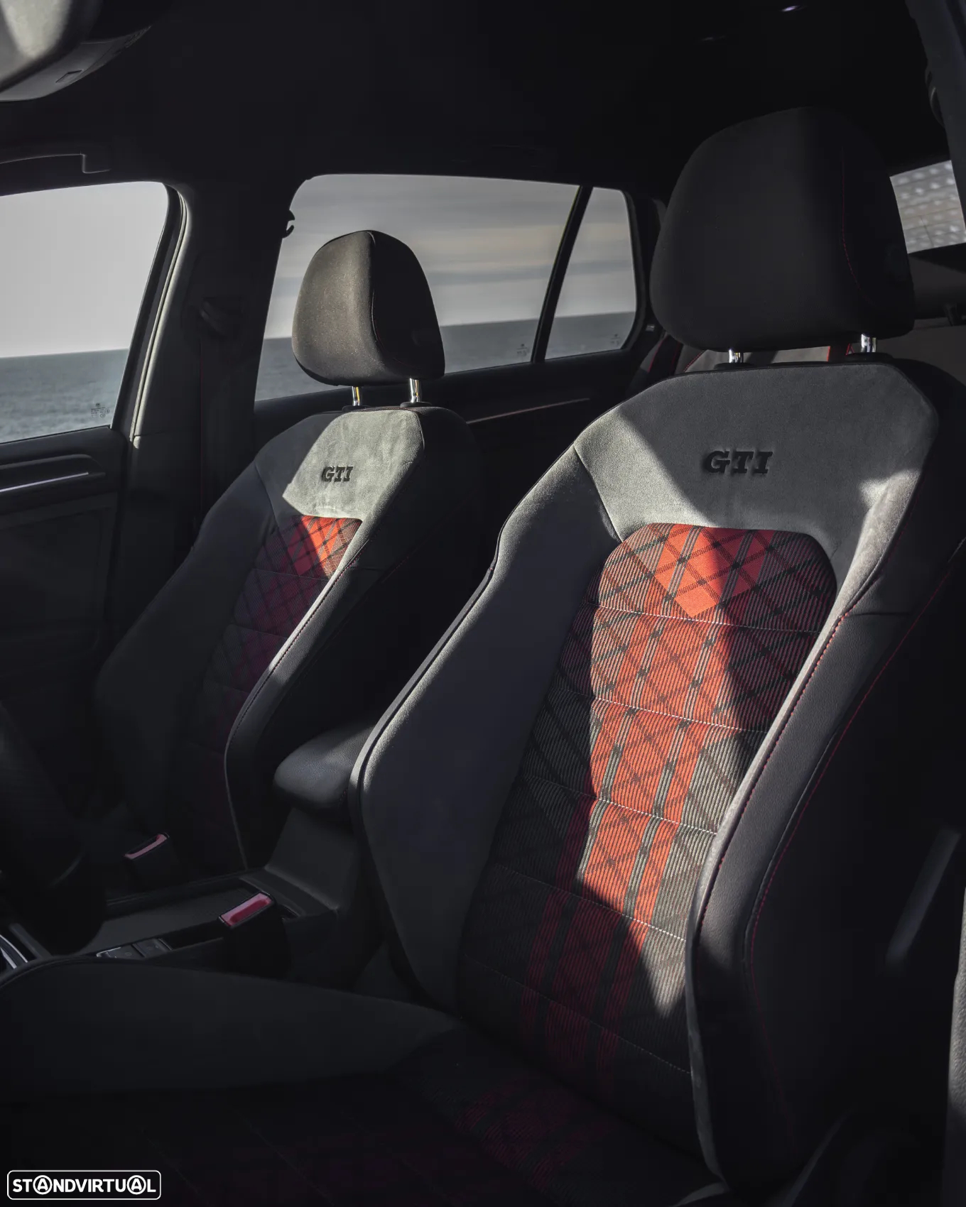 VW Golf GTI TCR 2.0 TSI OPF DSG - 21