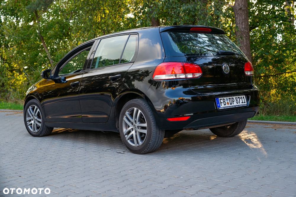 Volkswagen Golf VI 1.6 Comfortline - 26