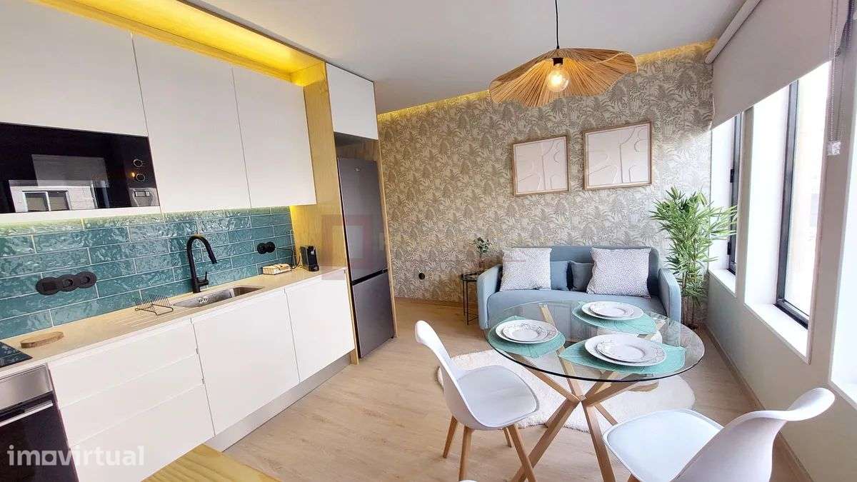 Apartamento T0+1 Mobilado Porto - Grande imagem: 3/40