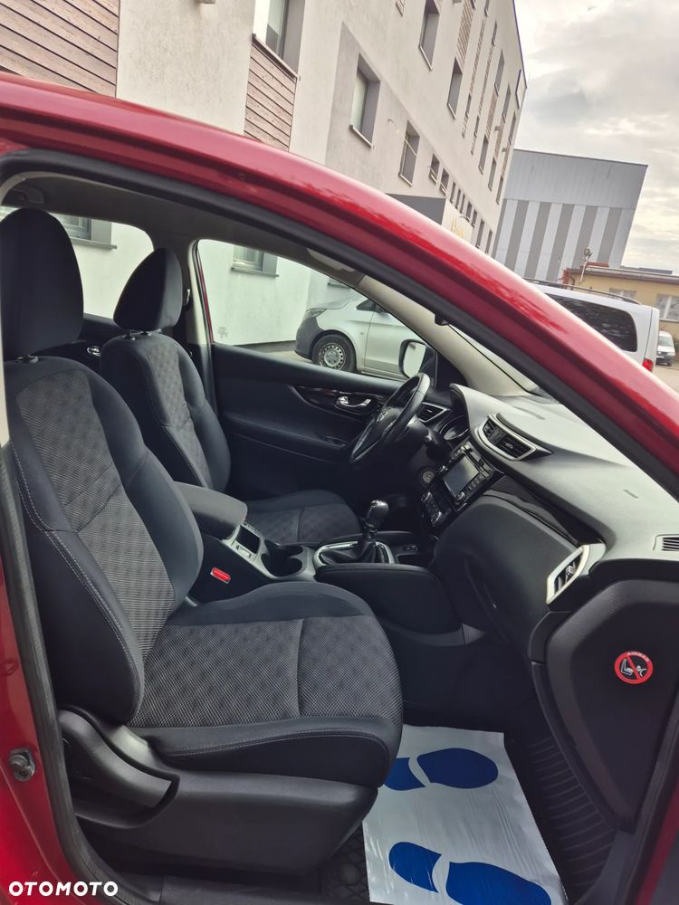 Nissan Qashqai 1.5 dCi N-Connecta EU6 - 11