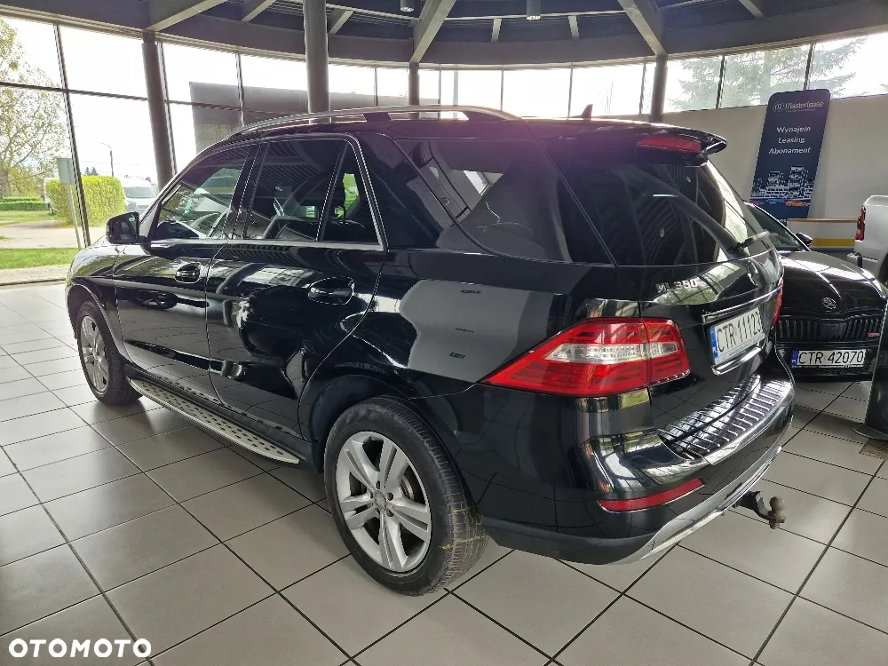 Mercedes-Benz ML 350 BlueTec 4-Matic - 2