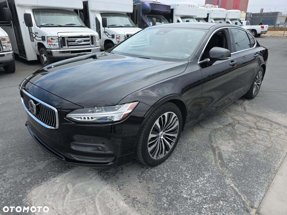 Volvo S90 - 1