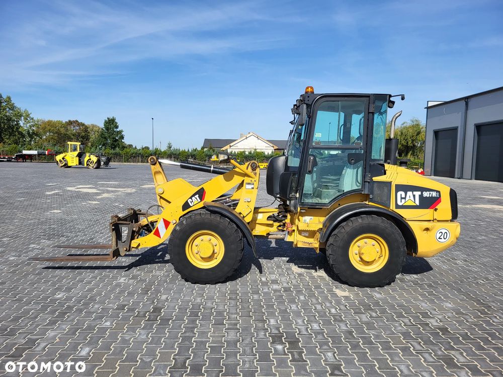Caterpillar 907H2 / z Niemiec / - 2