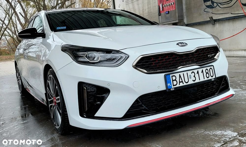 Kia ProCeed 1.6 T-GDI GT DCT - 12