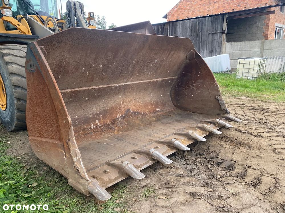 Volvo L220H 2017 ROK, 10900 MTH, SERWISOWANA W VOLVO NIEMCY, SUPER STAN, z NIEMIEC - 16