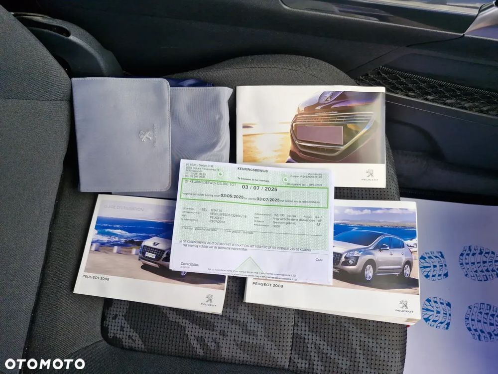 Peugeot 3008 1.6 Premium - 26