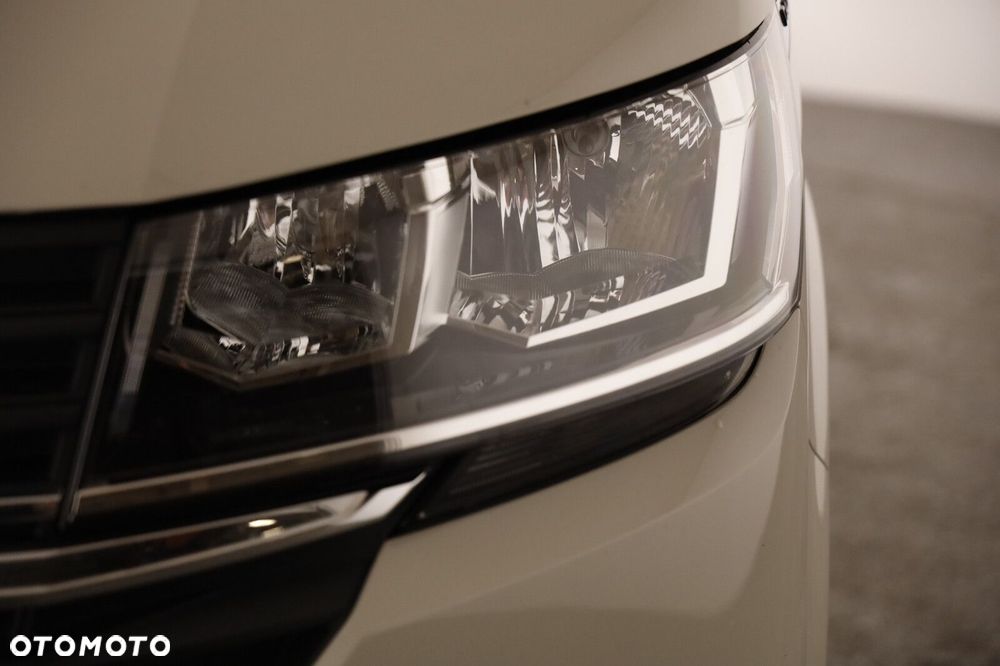 Volkswagen California - 28