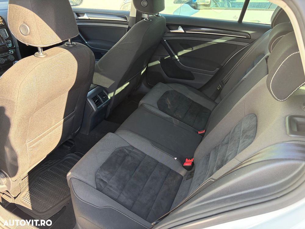 Volkswagen Golf 1.4 TSI BMT Highline - 10