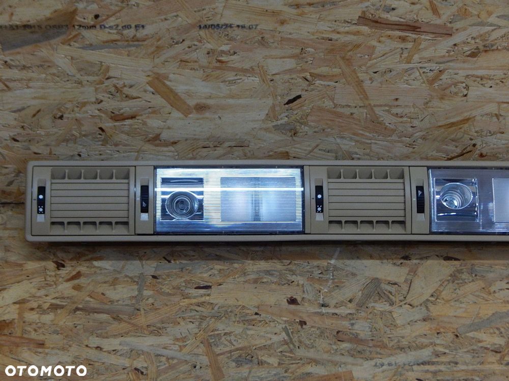 vw t5 multivan kratka nawiewu mocowanie lampka podsufitki listwa banan - 2
