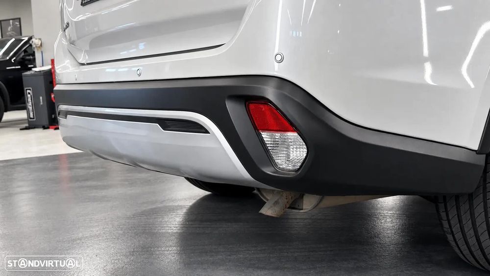 Mitsubishi Outlander 2.0 Kaiteki CVT - 19