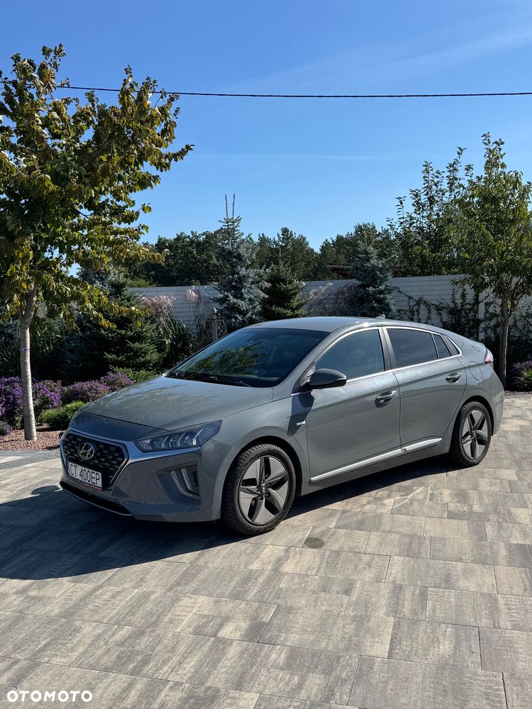 Hyundai IONIQ hybrid Premium - 2