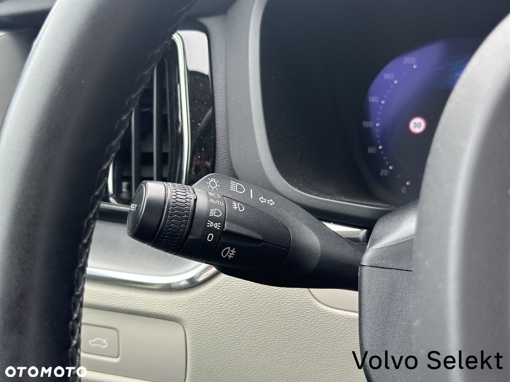 Volvo XC 60 - 22
