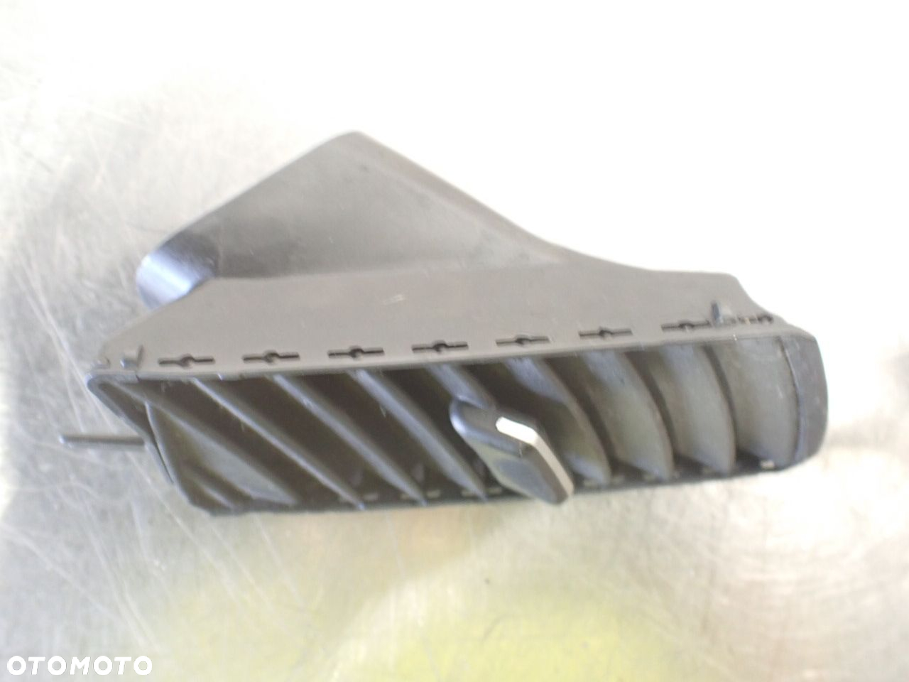 KRATKA NAWIEWU PRAWA OPEL ZAFIRA B 1.9 6126655178 - 2