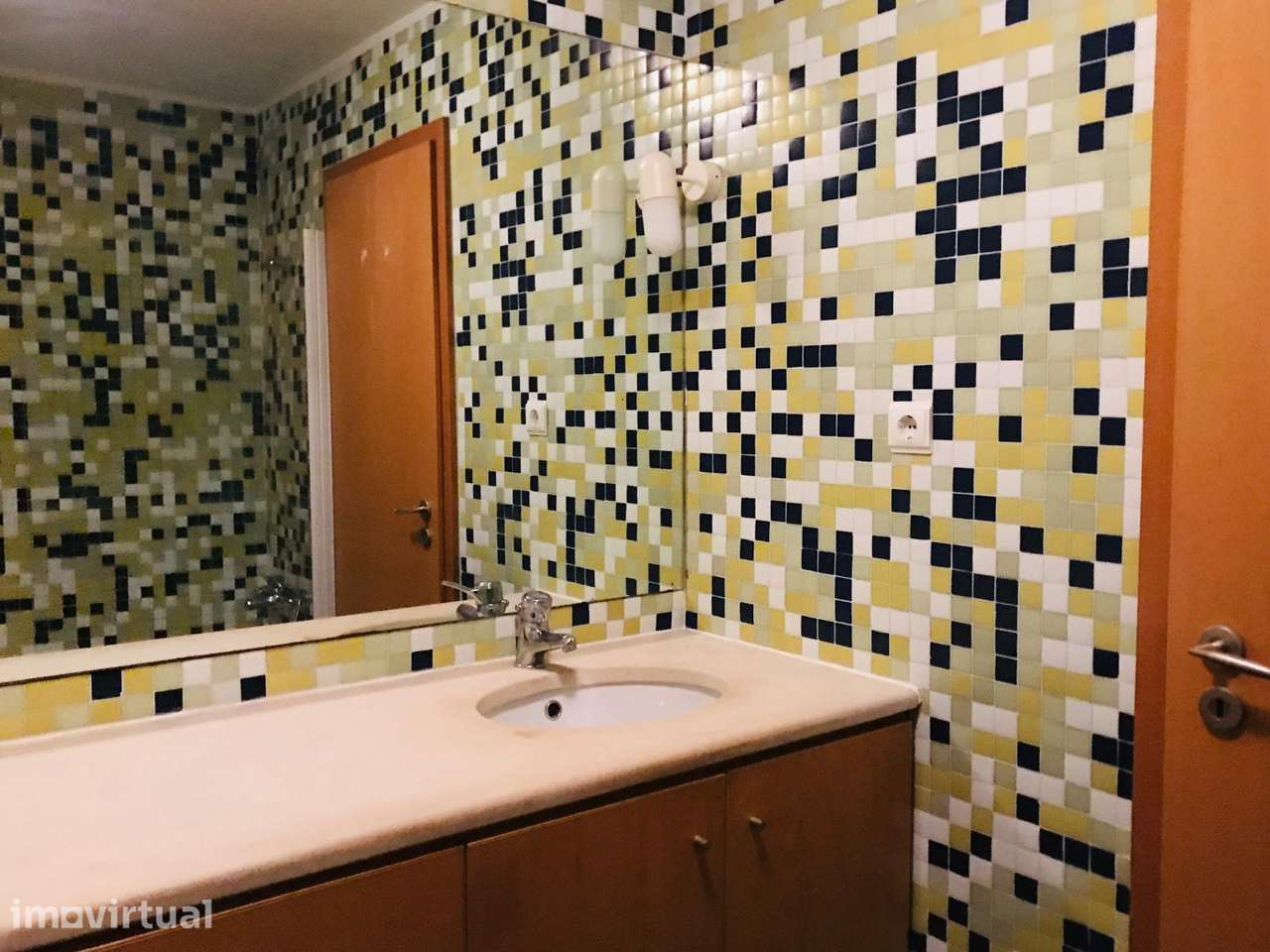 Excelente apartamento T1 Lordelo do Ouro (vista rio Douro) - Grande imagem: 5/13
