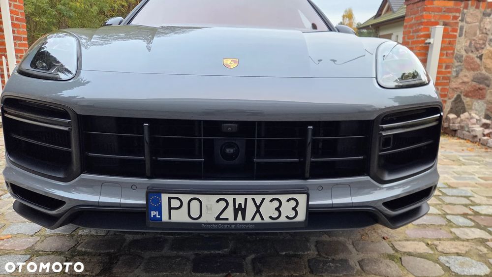 Porsche Cayenne Turbo GT - 8