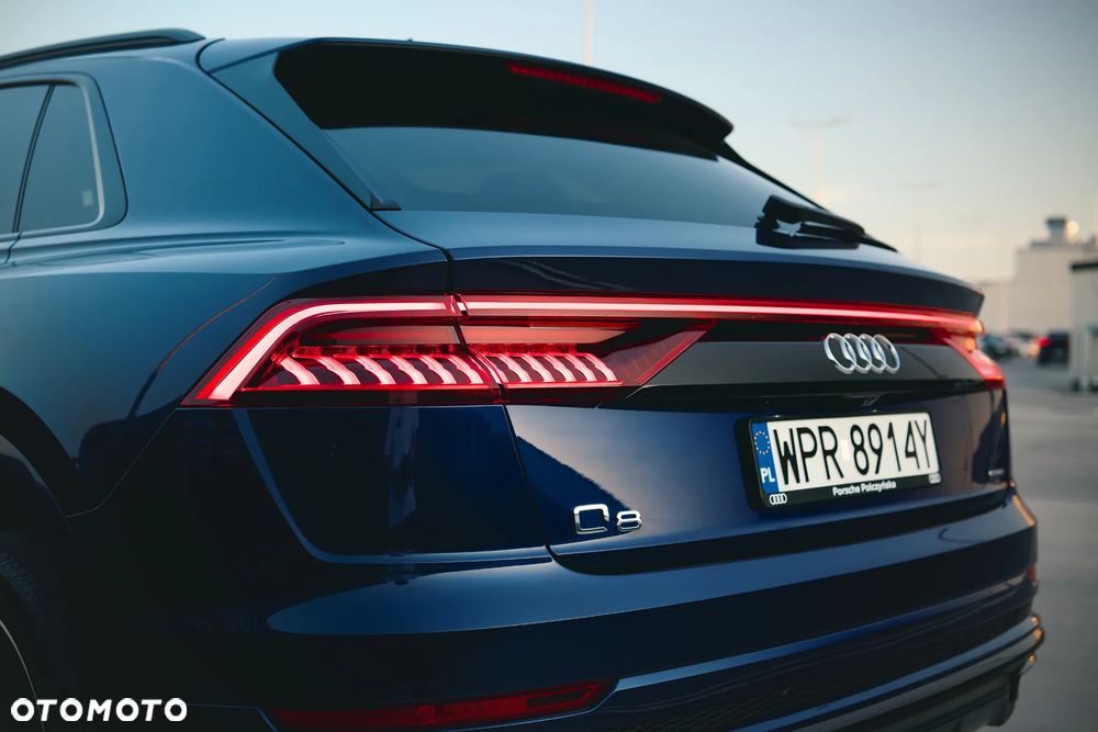 Audi Q8 SUV TFSI quattro 250 kW tiptronic S line business - 23