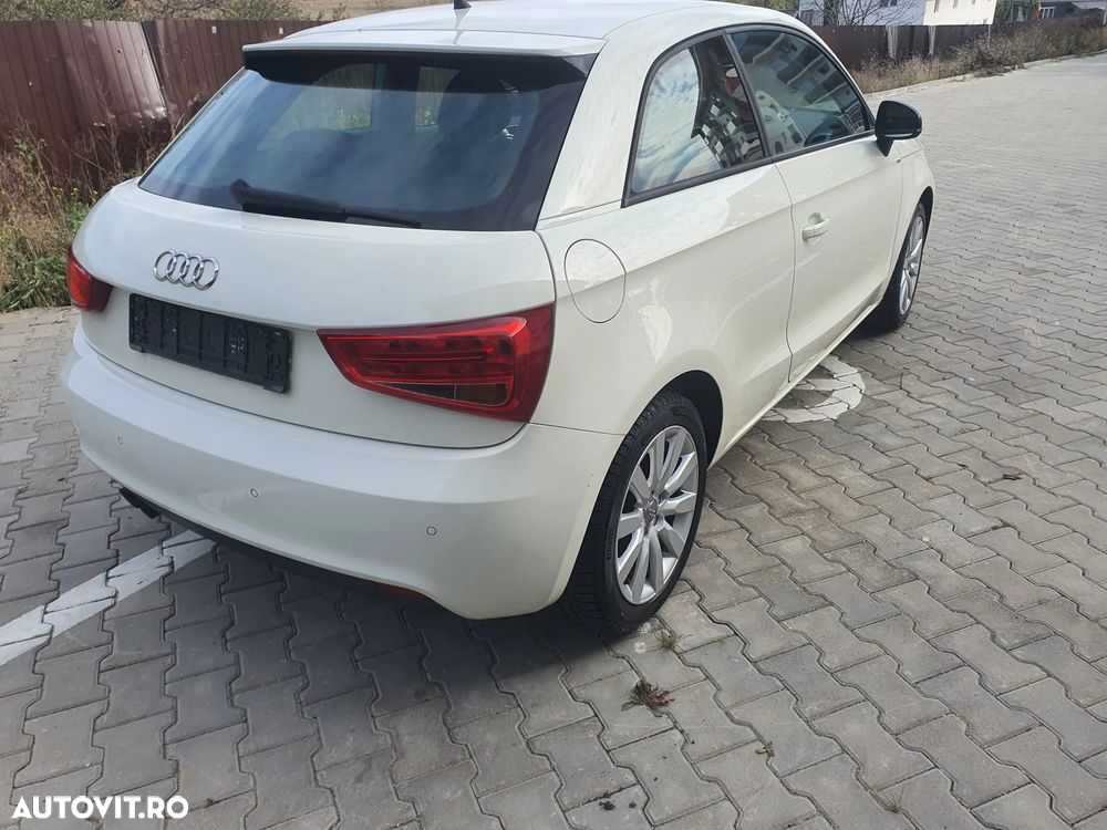 Audi A1 1.4 TFSI Attraction - 4
