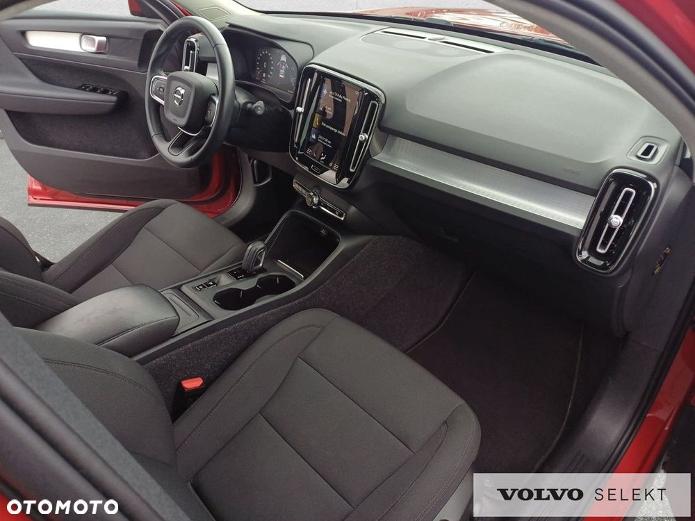 Volvo XC 40 - 24