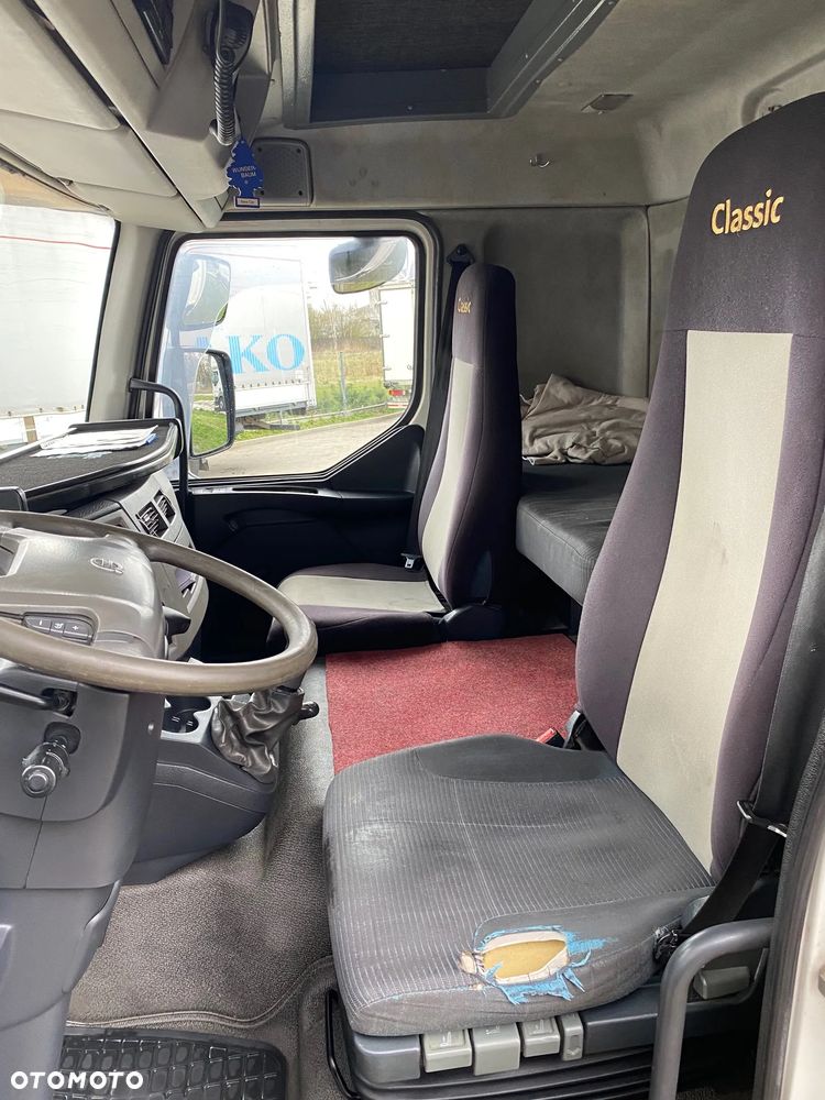 Volvo FL - 8