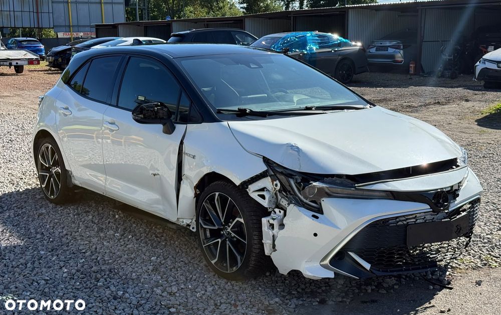 Toyota Corolla 2.0 Hybrid GR Sport - 12