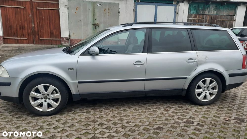Volkswagen Passat Variant 1.9 TDI Trendline - 22