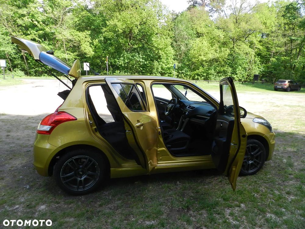 Suzuki Swift - 10