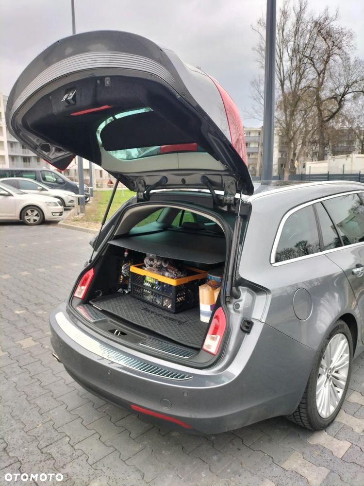 Opel Insignia - 36