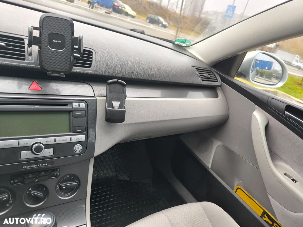 Volkswagen Passat Variant 2.0 TDI DPF 4Motion Highline - 7