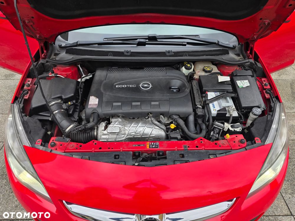 Opel Astra 2.0 CDTI Cosmo - 38