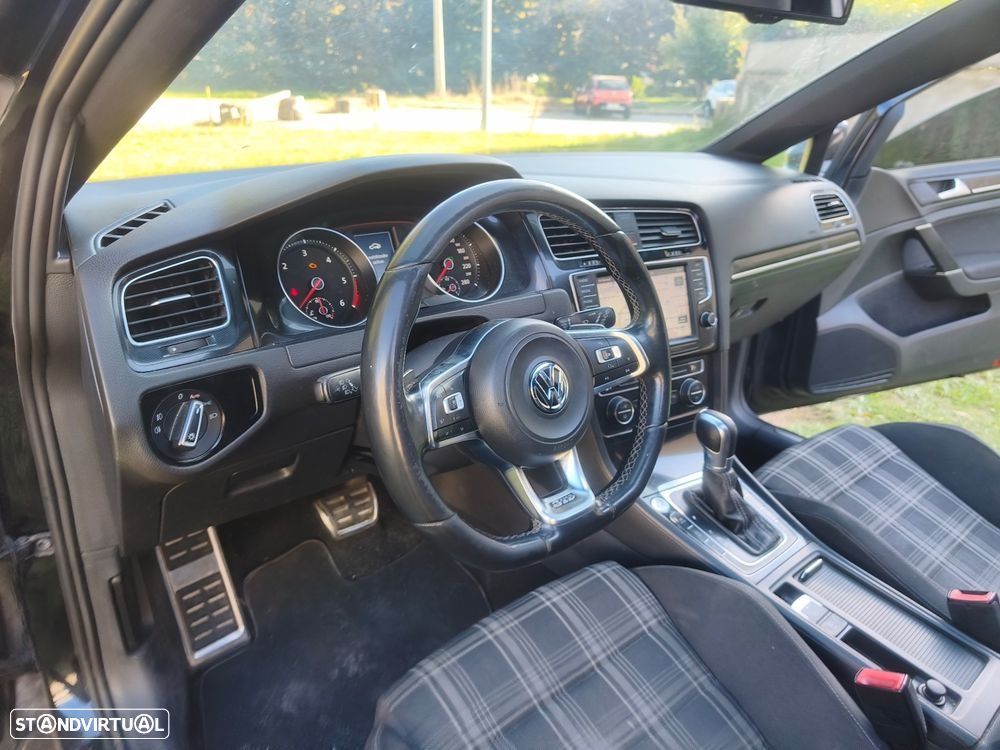 VW Golf 2.0 TDI GTD DSG - 45