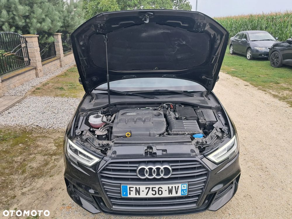 Audi A3 Sportback 2.0 TDI S line Sportpaket - 31
